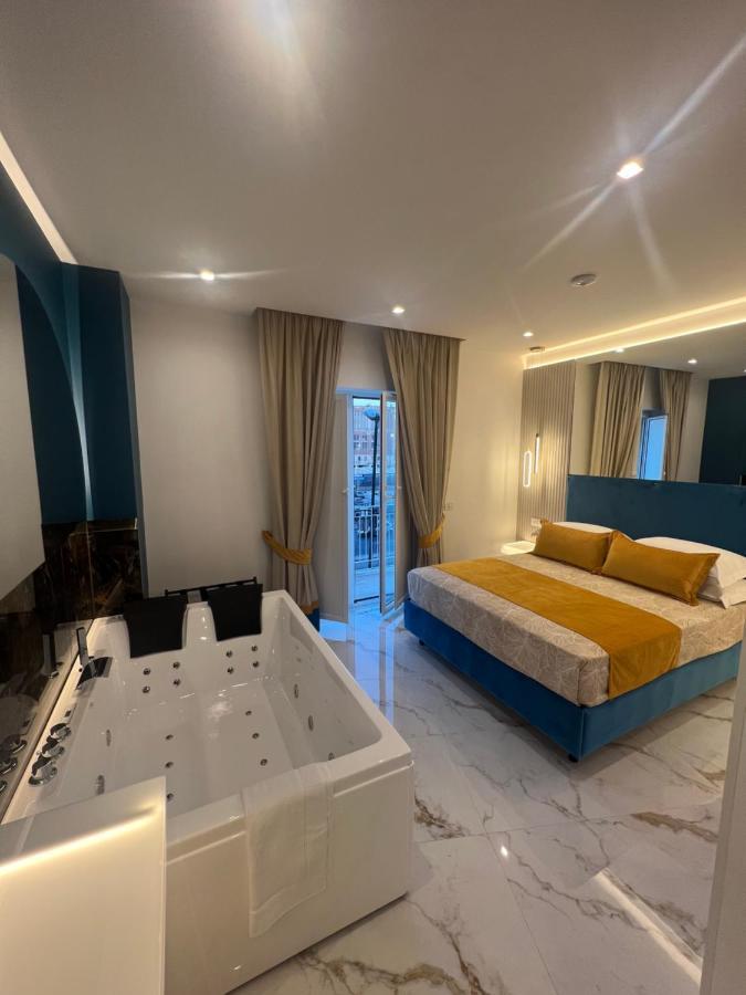La Lepre Artemide Bed & Breakfast Naples Luaran gambar