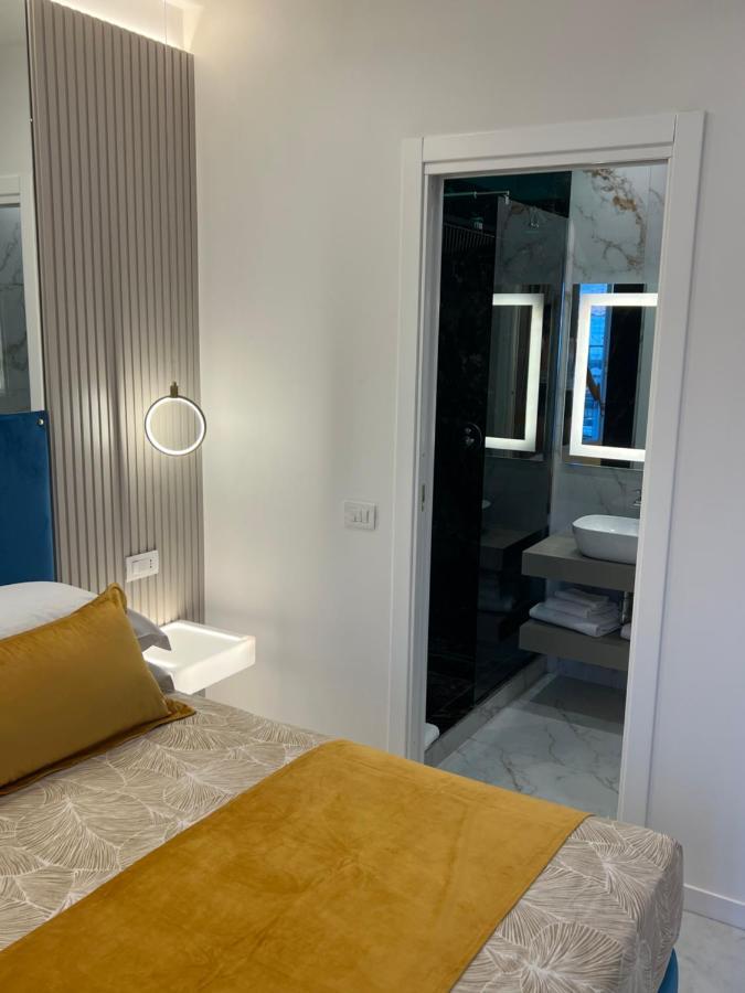 La Lepre Artemide Bed & Breakfast Naples Luaran gambar